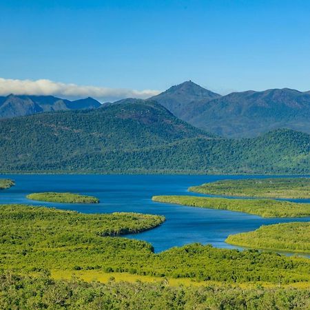 Апарт готель Vista Hinchinbrook Кардвелл Екстер'єр фото