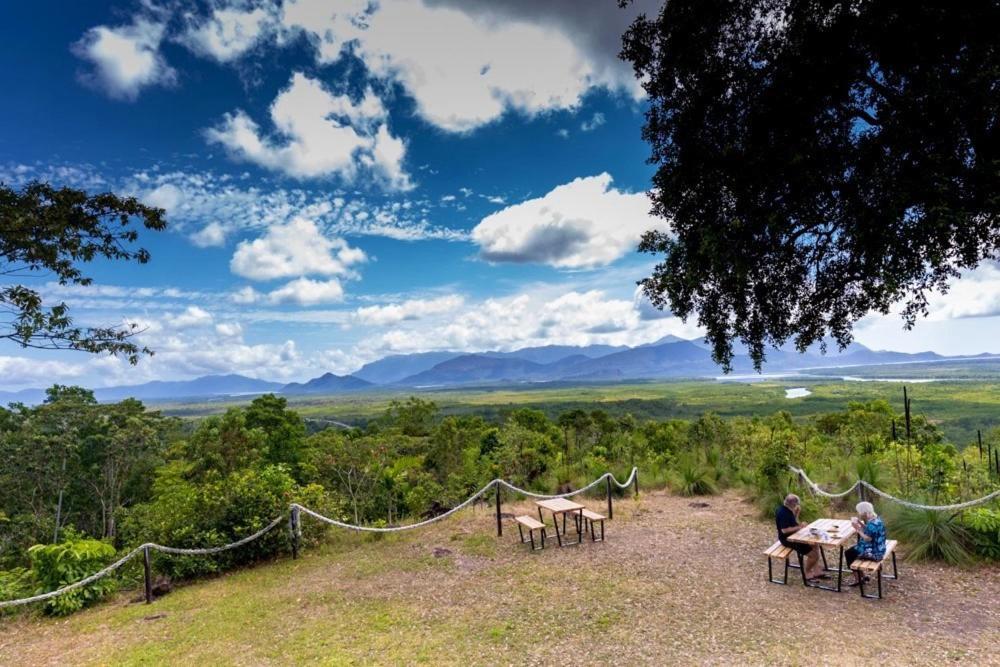 Апарт готель Vista Hinchinbrook Кардвелл Екстер'єр фото